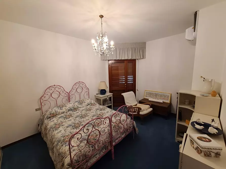 Immagine 30 di Casa indipendente in affitto  a Forte Dei Marmi