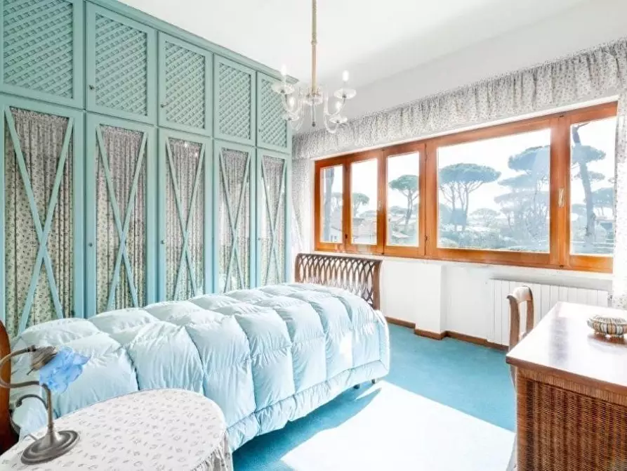 Immagine 35 di Casa indipendente in affitto  a Forte Dei Marmi