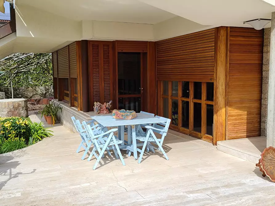 Immagine 10 di Casa indipendente in affitto  a Forte Dei Marmi