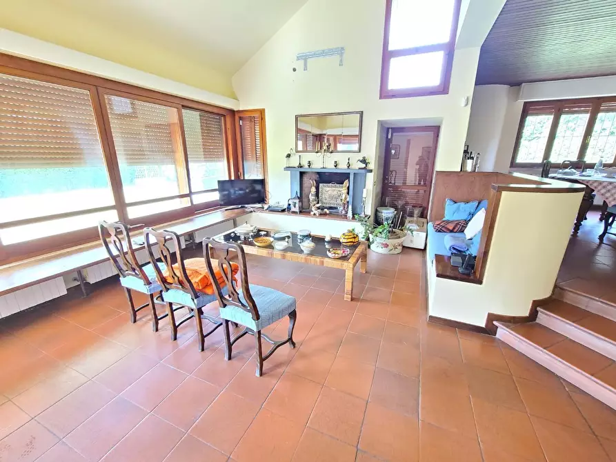 Immagine 15 di Casa indipendente in affitto  a Forte Dei Marmi