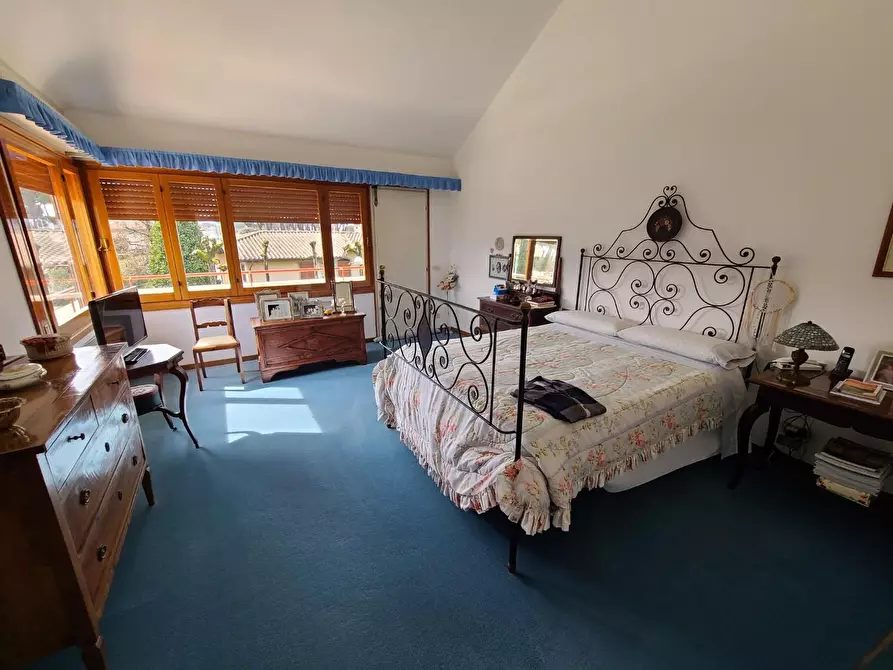 Immagine 28 di Casa indipendente in affitto  a Forte Dei Marmi