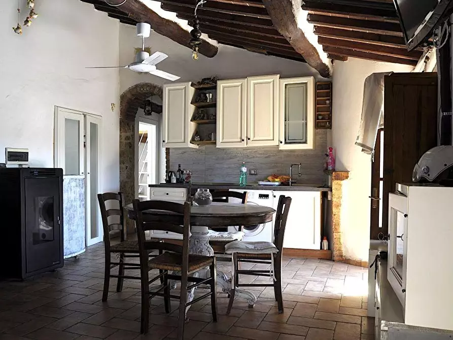 Immagine 7 di Appartamento in vendita  a Casole D'elsa