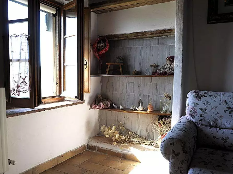 Immagine 5 di Appartamento in vendita  a Casole D'elsa