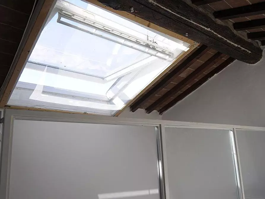 Immagine 19 di Appartamento in vendita  a Casole D'elsa