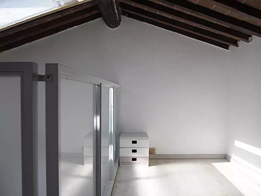 Immagine 18 di Appartamento in vendita  a Casole D'elsa