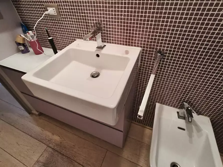 Immagine 18 di Appartamento in vendita  a Empoli