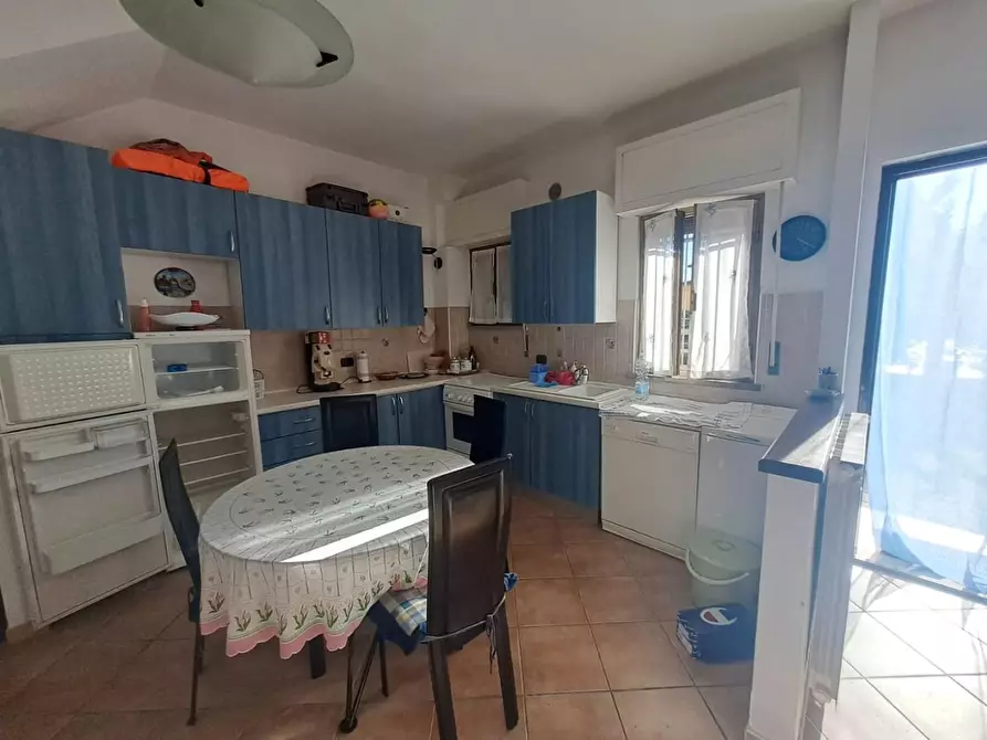 Immagine 4 di Villetta a schiera in vendita  a Massa