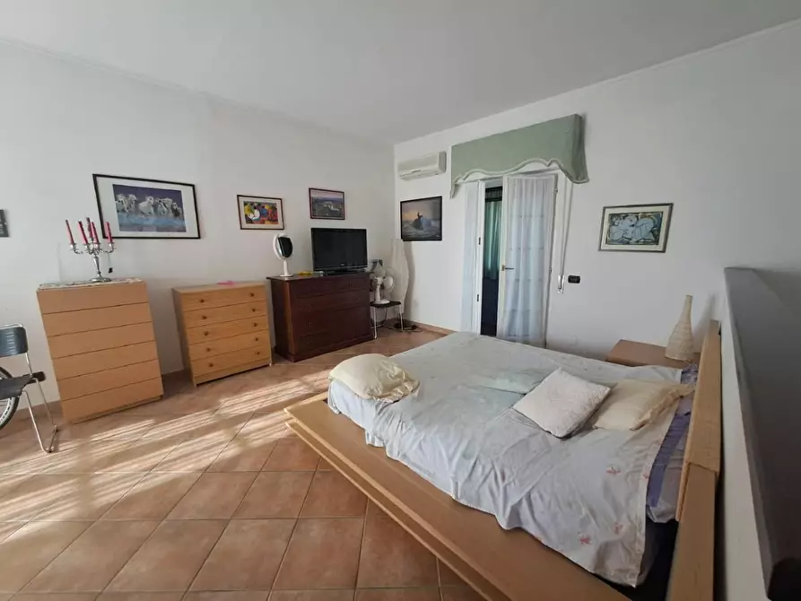 Immagine 6 di Villetta a schiera in vendita  a Massa