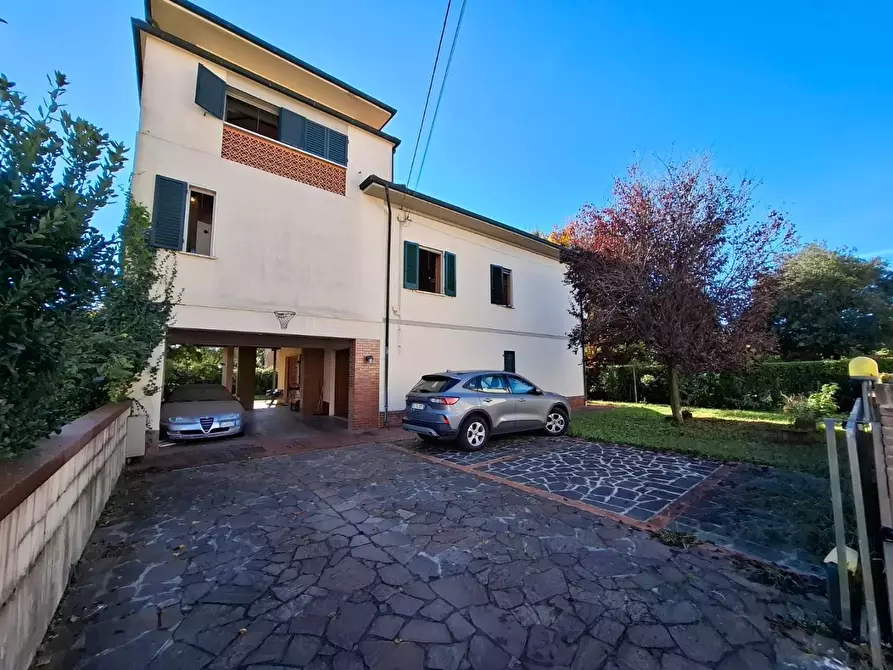 Immagine 60 di Villa in vendita  a Santa Croce Sull'arno