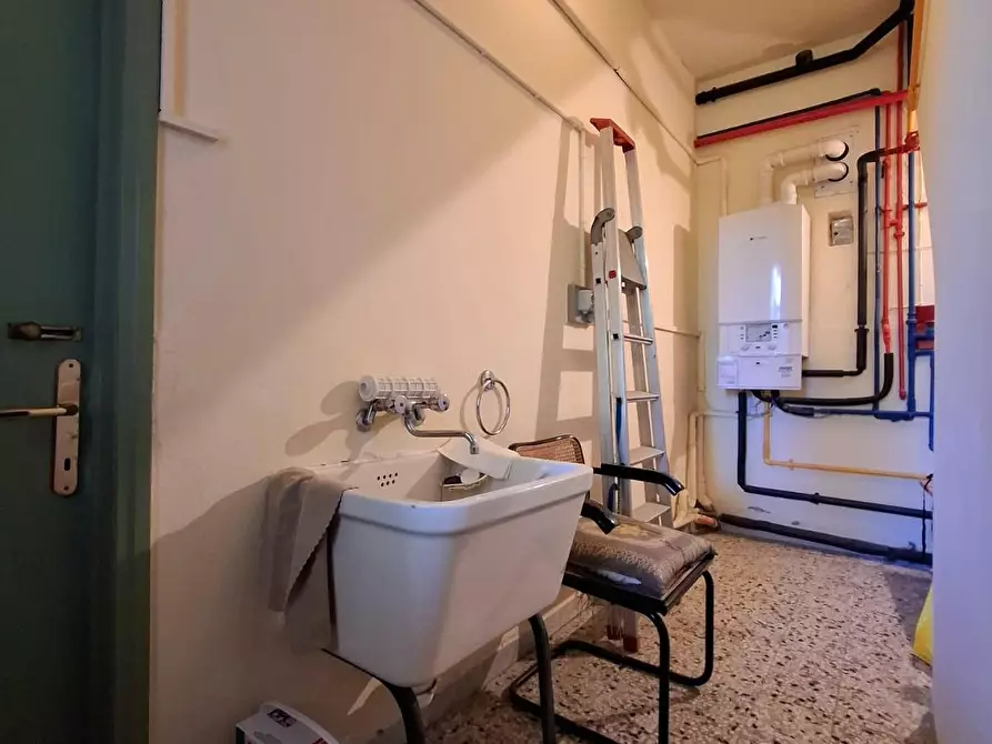 Immagine 57 di Villa in vendita  a Santa Croce Sull'arno