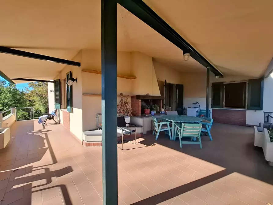 Immagine 21 di Villa in vendita  a Santa Croce Sull'arno