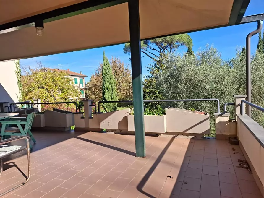 Immagine 12 di Villa in vendita  a Santa Croce Sull'arno