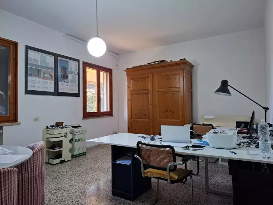 Immagine 54 di Villa in vendita  a Santa Croce Sull'arno