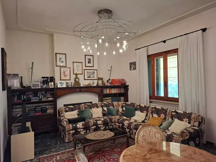 Immagine 43 di Villa in vendita  a Santa Croce Sull'arno