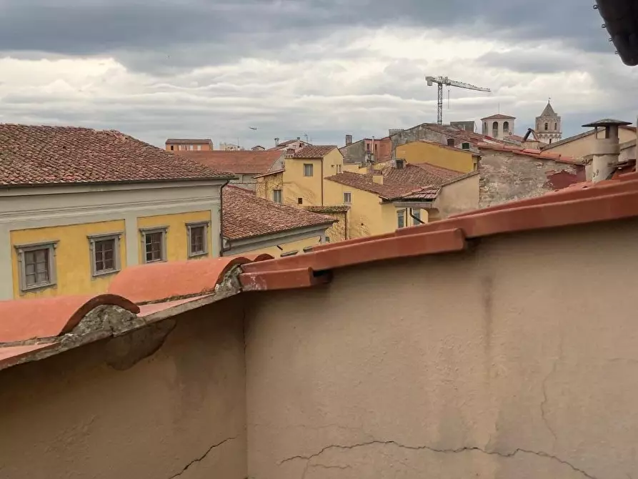 Immagine 13 di Appartamento in vendita  a Pisa