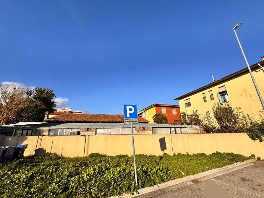 Immagine 6 di Terreno residenziale in vendita  a Pontedera