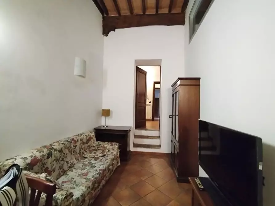 Immagine 7 di Appartamento in vendita  a Siena