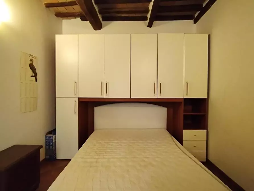 Immagine 26 di Appartamento in vendita  a Siena