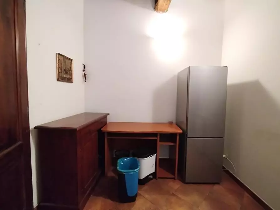 Immagine 11 di Appartamento in vendita  a Siena