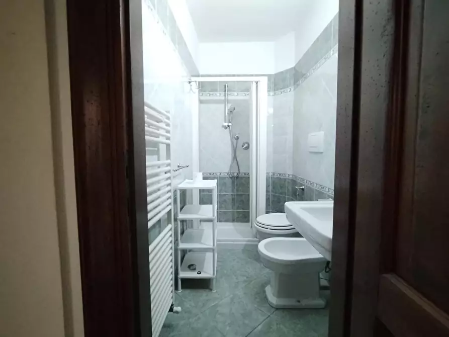 Immagine 32 di Appartamento in vendita  a Siena