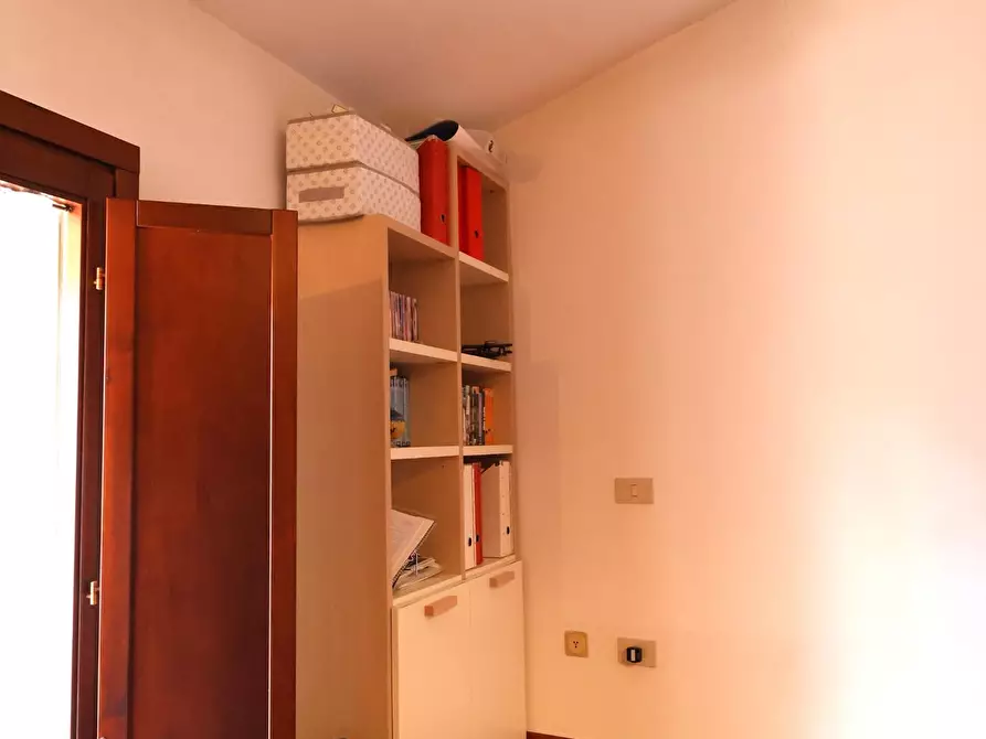 Immagine 23 di Appartamento in vendita  a Colle Di Val D'elsa