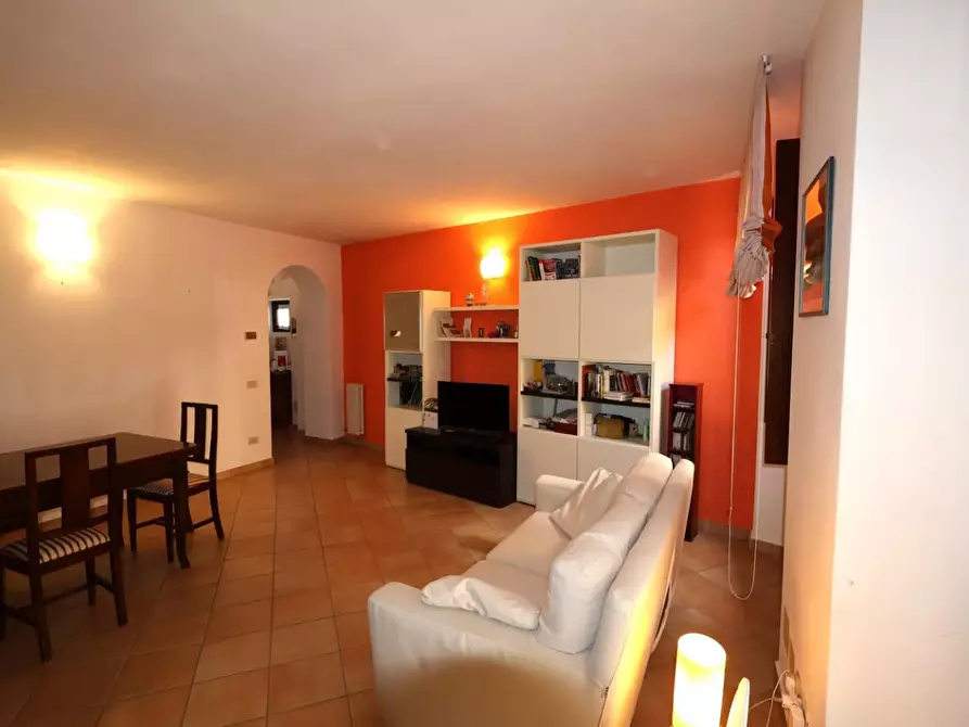 Immagine 5 di Appartamento in vendita  a Colle Di Val D'elsa