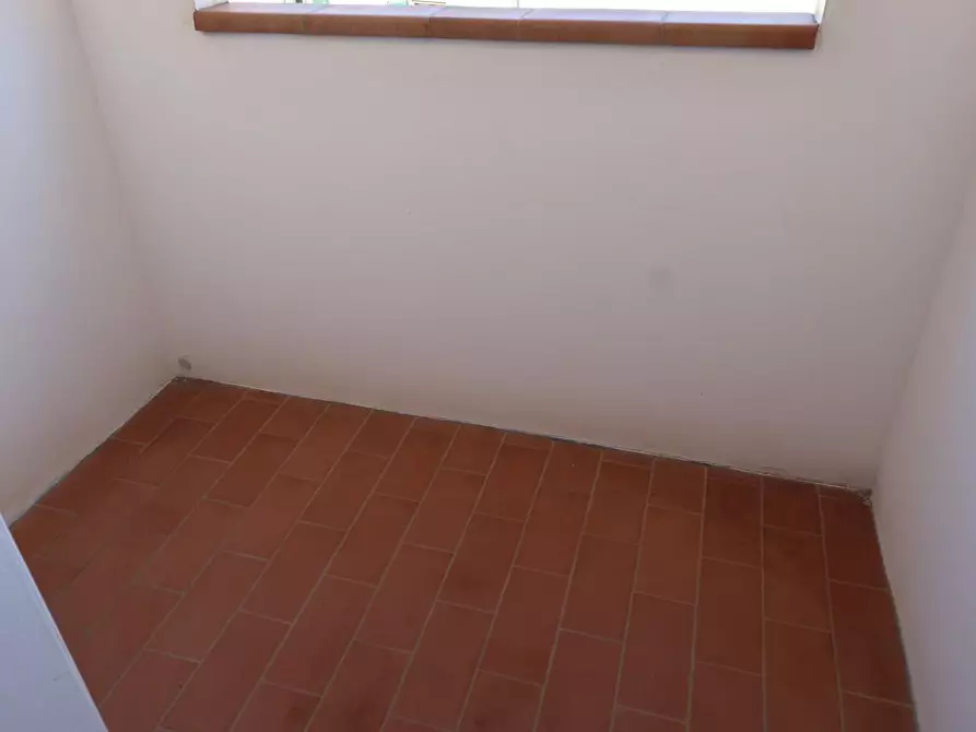 Immagine 15 di Appartamento in vendita  a Colle Di Val D'elsa