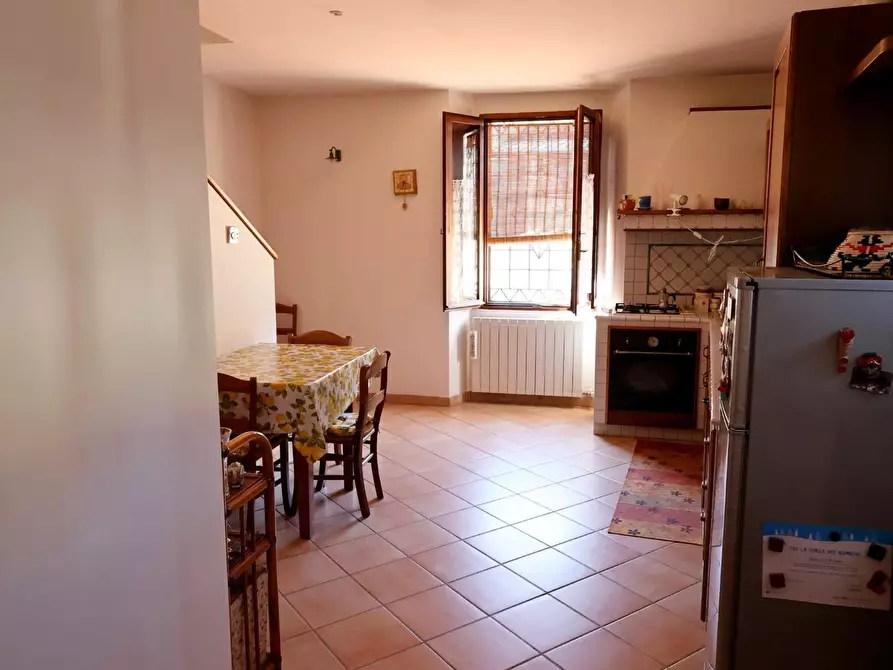 Immagine 7 di Appartamento in vendita  a Colle Di Val D'elsa