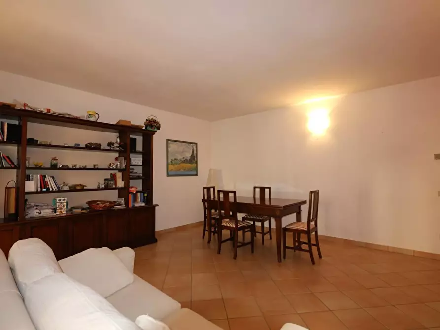 Immagine 6 di Appartamento in vendita  a Colle Di Val D'elsa