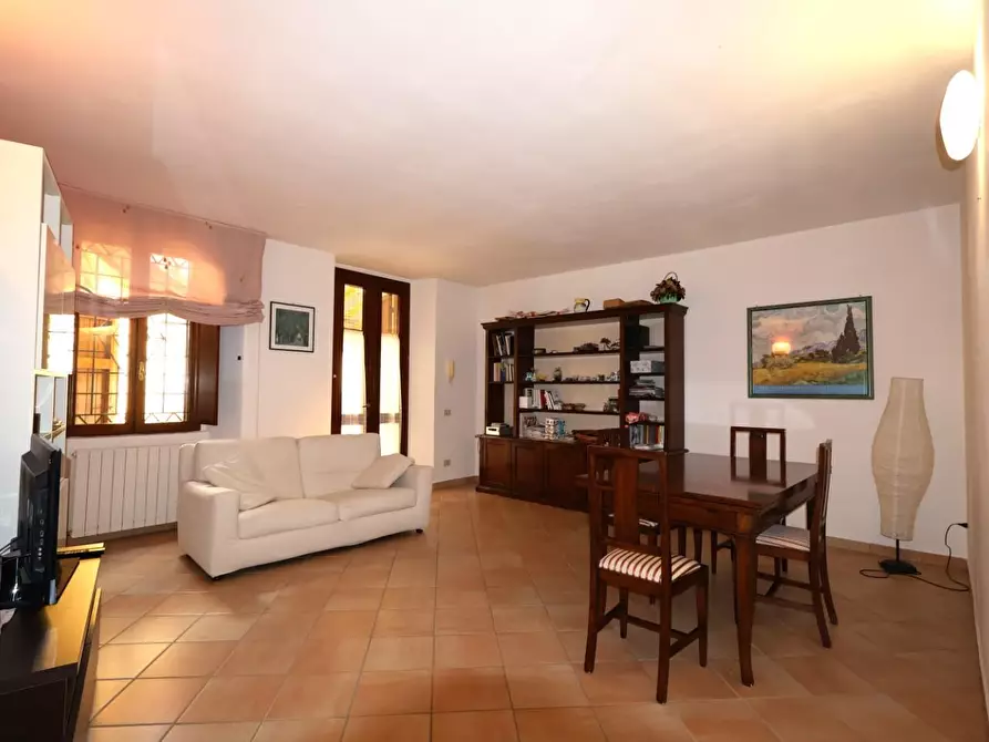 Immagine 4 di Appartamento in vendita  a Colle Di Val D'elsa