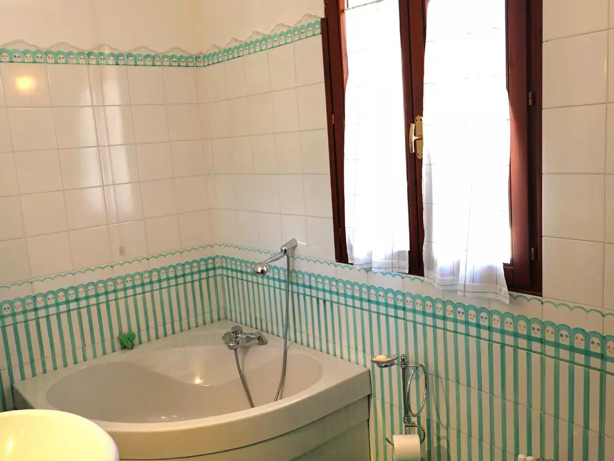 Immagine 18 di Appartamento in vendita  a Colle Di Val D'elsa