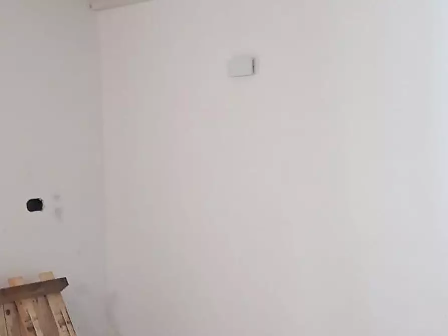 Immagine 8 di Locale commerciale in affitto  a Bientina