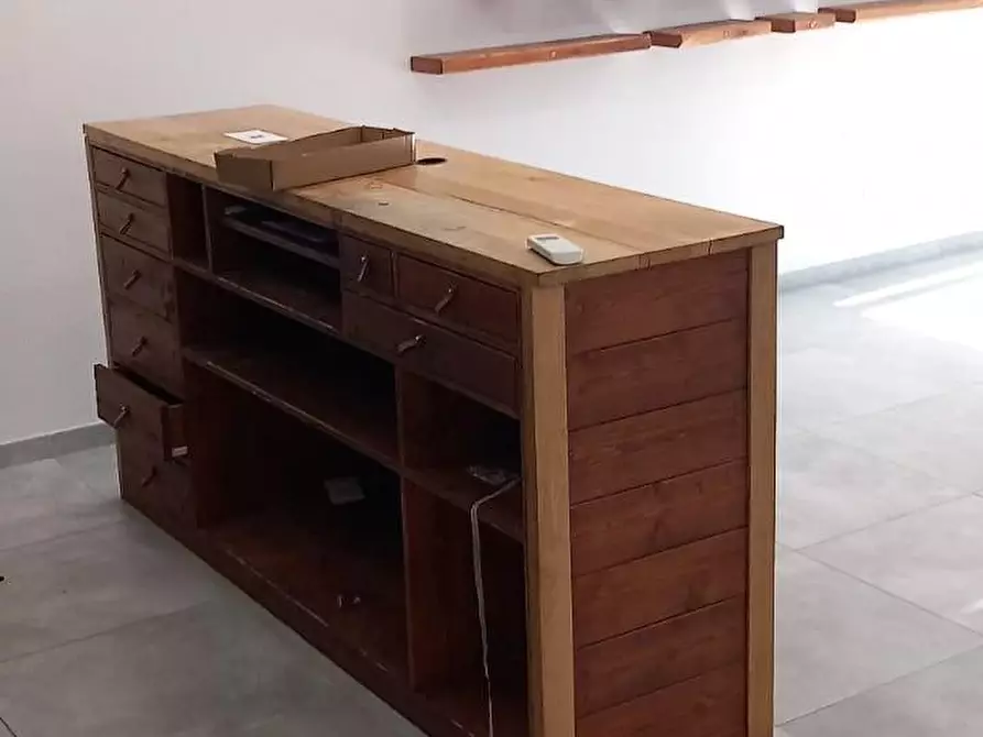 Immagine 1 di Locale commerciale in affitto  a Bientina