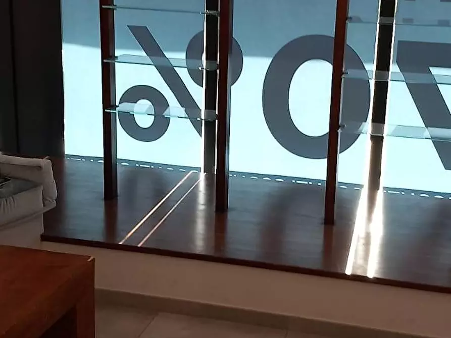 Immagine 5 di Locale commerciale in affitto  a Bientina