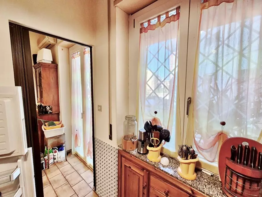 Immagine 13 di Appartamento in vendita  a Pisa