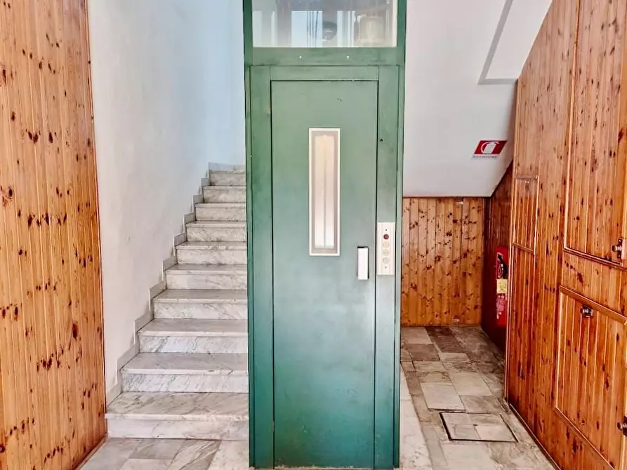 Immagine 30 di Appartamento in vendita  a Pisa