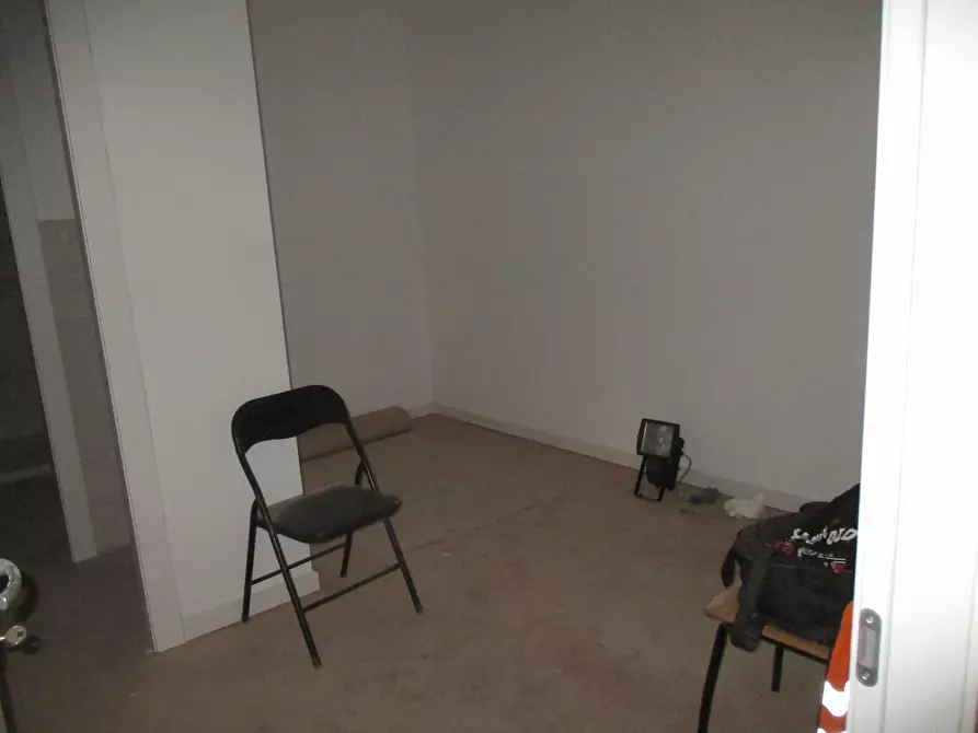 Immagine 7 di Attività artigianale in vendita  a Bientina