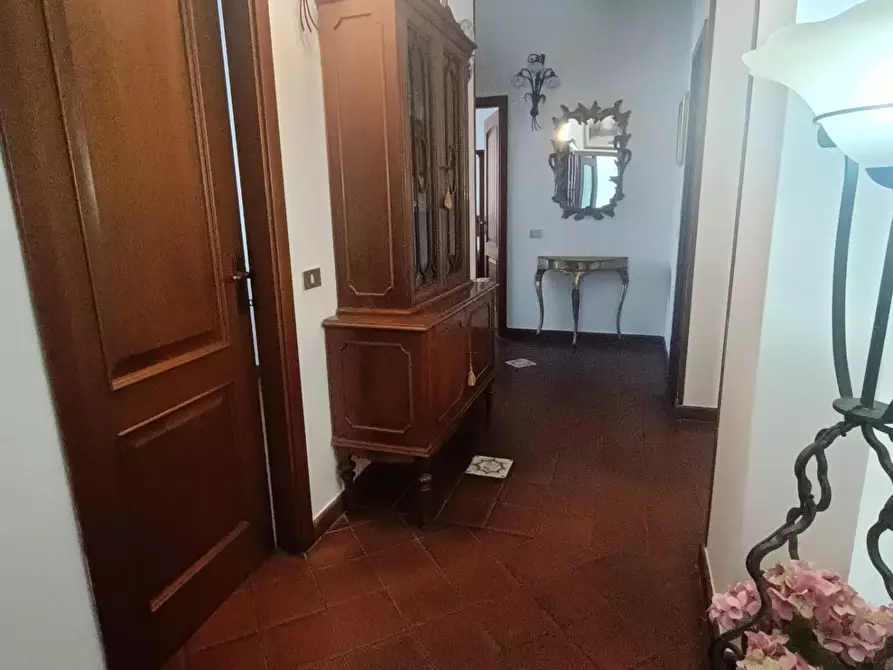 Immagine 22 di Appartamento in vendita  a Carrara