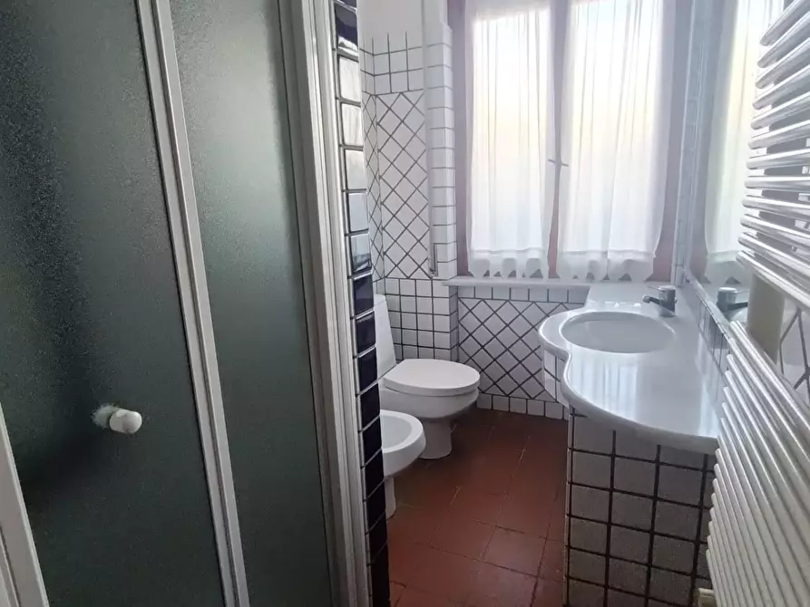 Immagine 37 di Appartamento in vendita  a Carrara