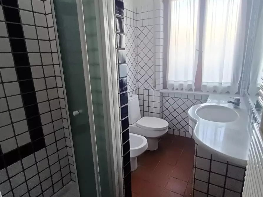 Immagine 36 di Appartamento in vendita  a Carrara