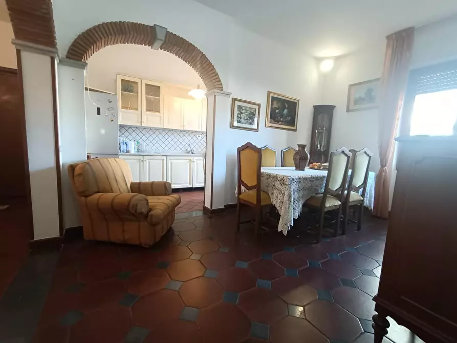 Immagine 14 di Appartamento in vendita  a Carrara