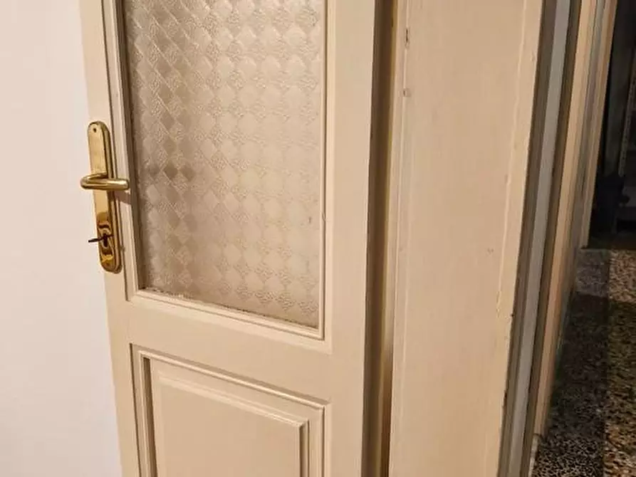 Immagine 11 di Casa semindipendente in vendita  a Ortonovo