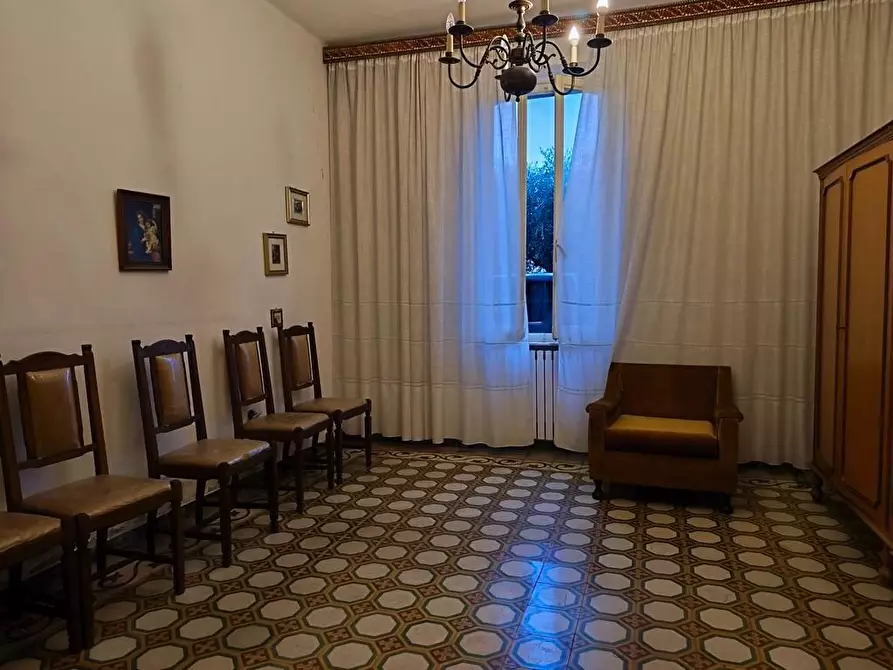 Immagine 2 di Casa semindipendente in vendita  a Ortonovo