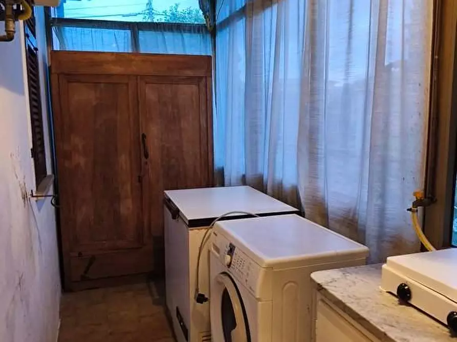 Immagine 4 di Casa semindipendente in vendita  a Ortonovo