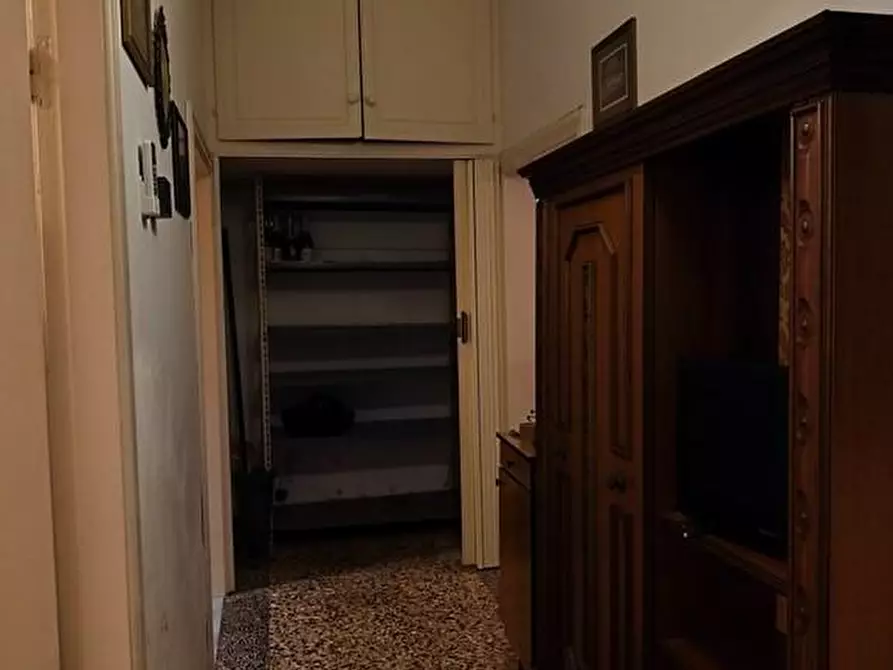 Immagine 12 di Casa semindipendente in vendita  a Ortonovo