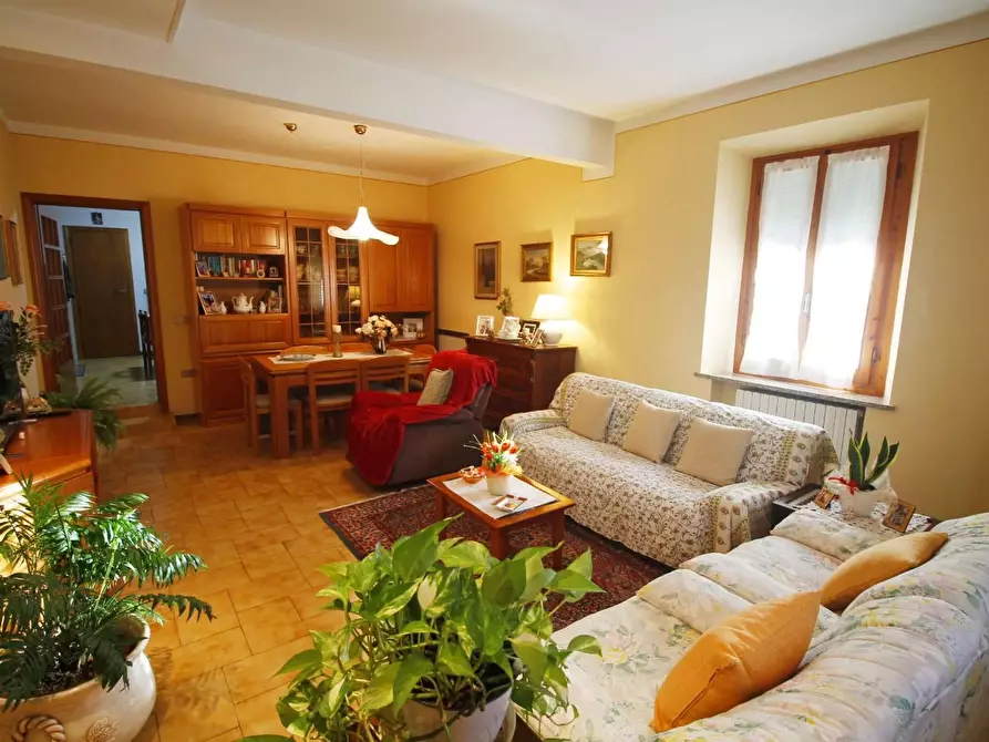 Immagine 5 di Casa bifamiliare in vendita  a Lamporecchio