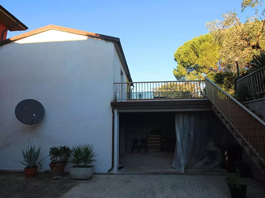 Immagine 19 di Casa bifamiliare in vendita  a Lamporecchio