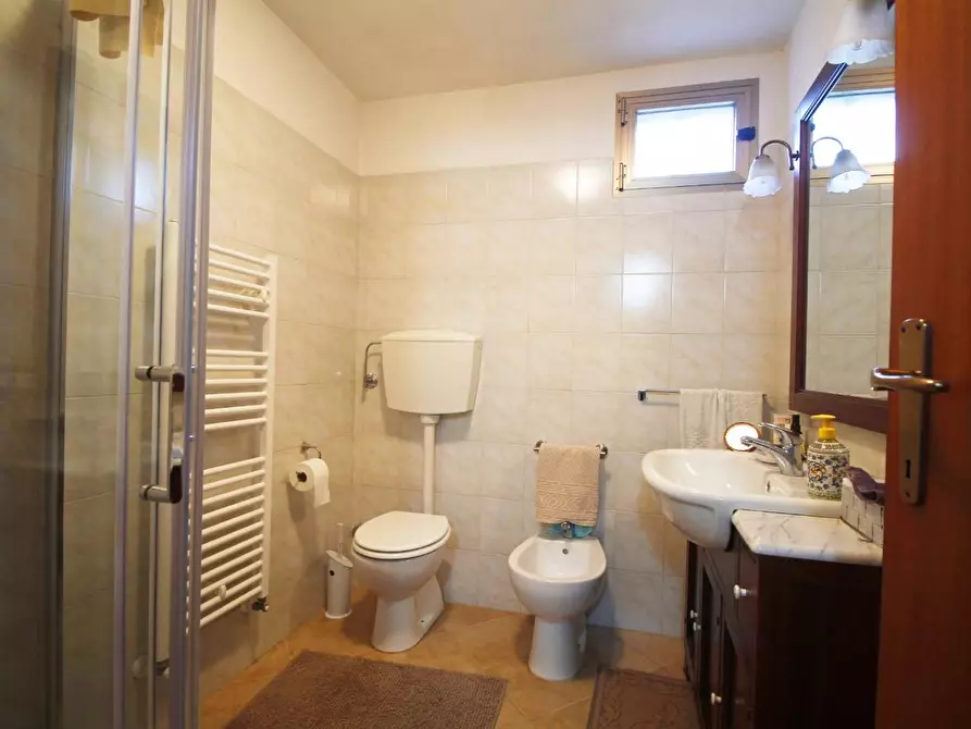 Immagine 17 di Casa bifamiliare in vendita  a Lamporecchio