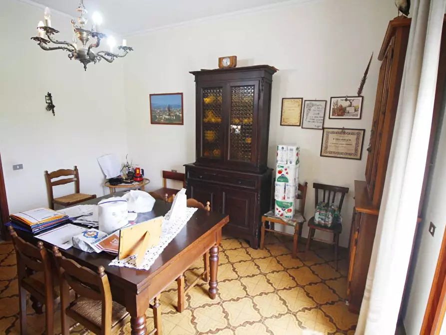 Immagine 3 di Villa in vendita  a Larciano