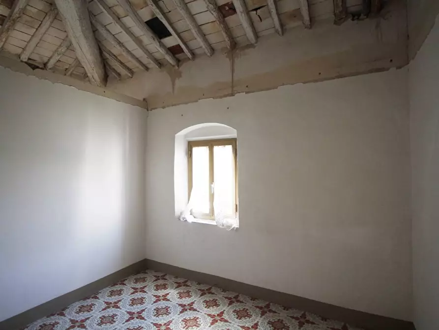 Immagine 14 di Casa colonica in vendita  a Vinci